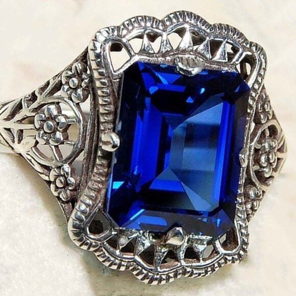 🍁925 Silver Plated Retro Style Emerald Cut Blue CZ Ring, MARR9334 - Picture 2 of 6